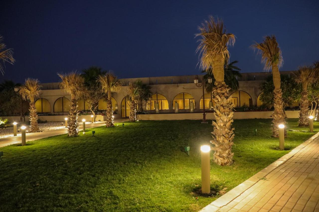 Dhafra Beach Hotel Jebel Dhanna Ngoại thất bức ảnh